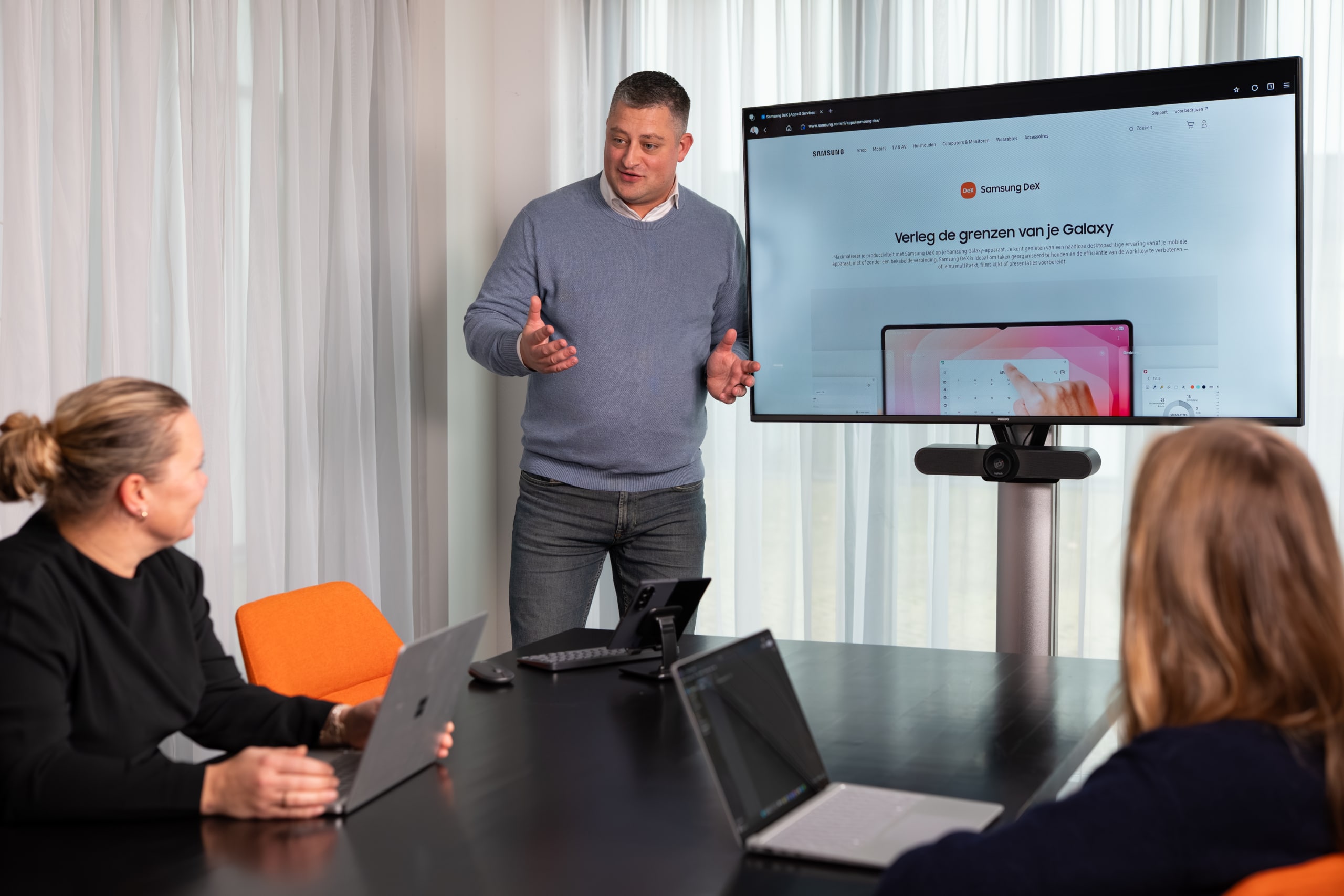 Wat is Samsung DeX? Slimmer mobiel werken zonder laptop Wat is Samsung DeX? Slimmer mobiel werken zonder laptop
